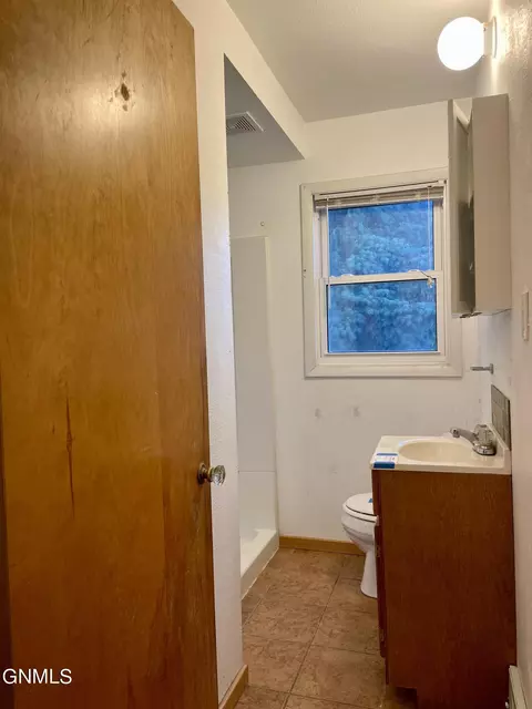 316 West St, Ray, ND 58849 photo 6