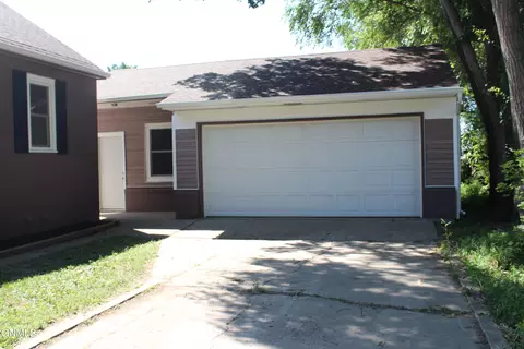 905 4th St SW, Mandan, ND 58554 photo 34