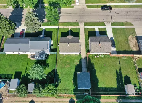 2019 3rd Ave E, Williston, ND 58801 photo 5