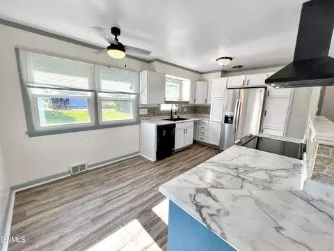 2019 3rd Ave E, Williston, ND 58801 photo 21