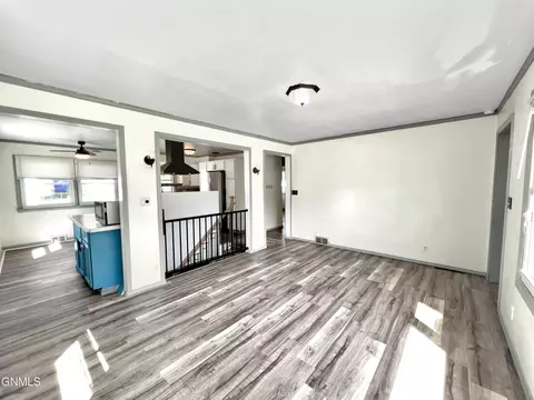 2019 3rd Ave E, Williston, ND 58801 photo 18