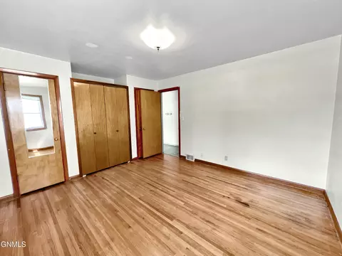 2019 3rd Ave E, Williston, ND 58801 photo 37