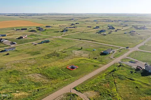 14726 Baxter St, Williston, ND 58801 photo 5