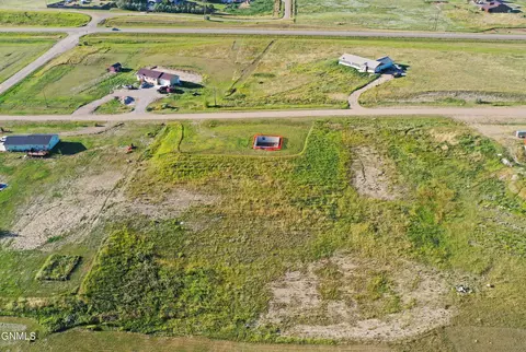 14726 Baxter St, Williston, ND 58801 photo 8