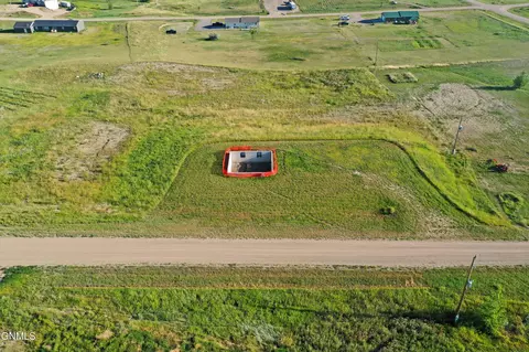 14726 Baxter St, Williston, ND 58801 photo 3