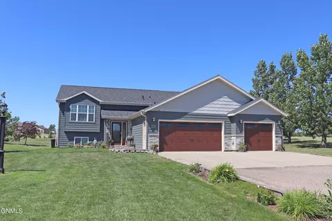 4350 Preston Loop, Bismarck, ND 58504 photo 55