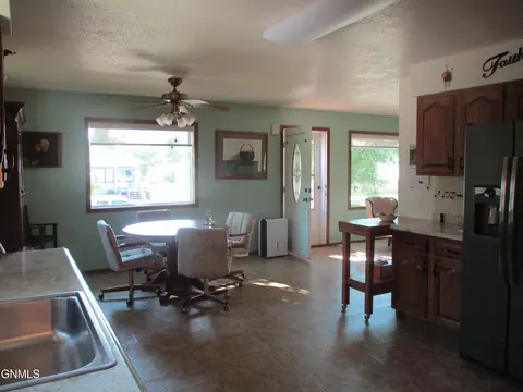 317 Eggert St, Turtle Lake, ND 58575 photo 25