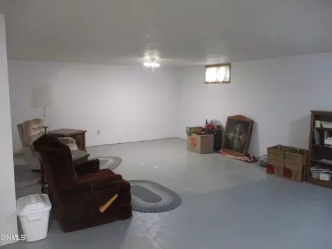 317 Eggert St, Turtle Lake, ND 58575 photo 24