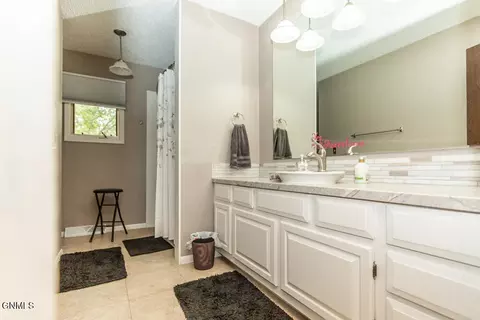 147 Brandon Dr, Bismarck, ND 58503 photo 20