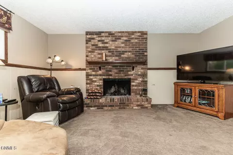 147 Brandon Dr, Bismarck, ND 58503 photo 27