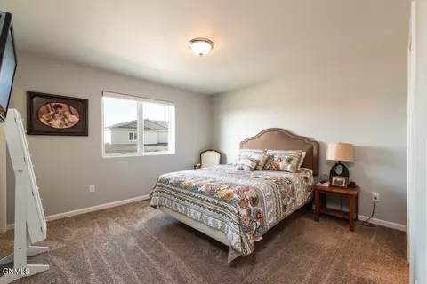 734 Compass Ln, Bismarck, ND 58504 photo 15