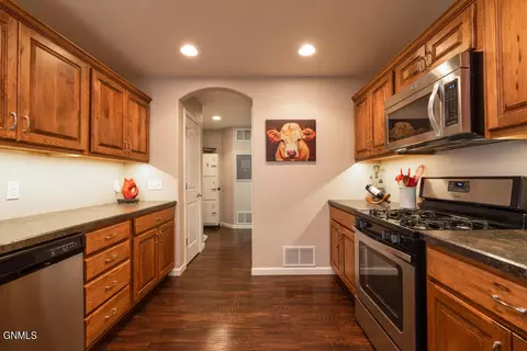 734 Compass Ln, Bismarck, ND 58504 photo 5