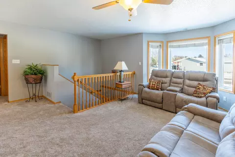 227 E Denver Ave, Bismarck, ND 58504 photo 3
