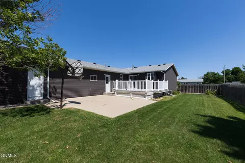 227 E Denver Ave, Bismarck, ND 58504 photo 25