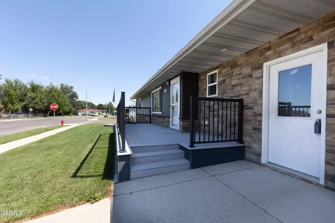 227 E Denver Ave, Bismarck, ND 58504 photo 29