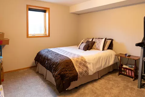 227 E Denver Ave, Bismarck, ND 58504 photo 20