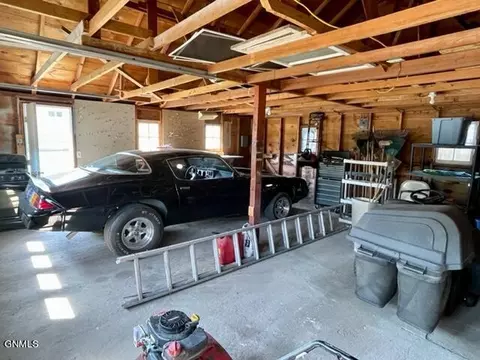 702 7th Ave W, Williston, ND 58801 photo 9