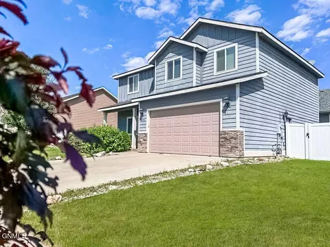 3314 Prairie Commons St, Williston, ND 58801 photo 3