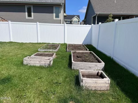 3314 Prairie Commons St, Williston, ND 58801 photo 32