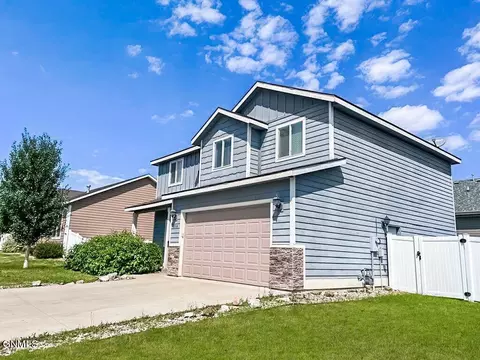 3314 Prairie Commons St, Williston, ND 58801 photo 4