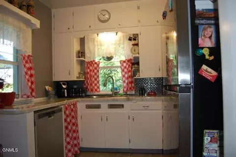 506 2nd St SE, Sidney, MT 59270 photo 7