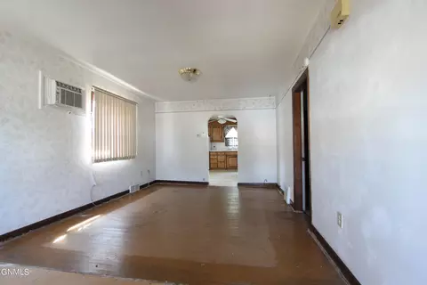 145 A Ave E, Dickinson, ND 58601 photo 3