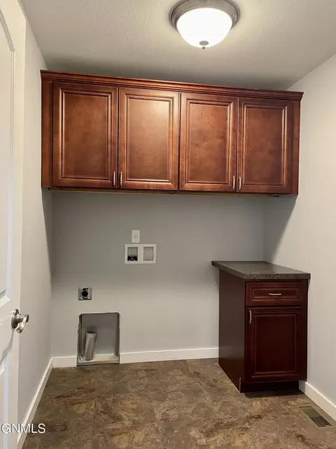 13662 Mulberry Loop NW, Williston, ND 58801 photo 11