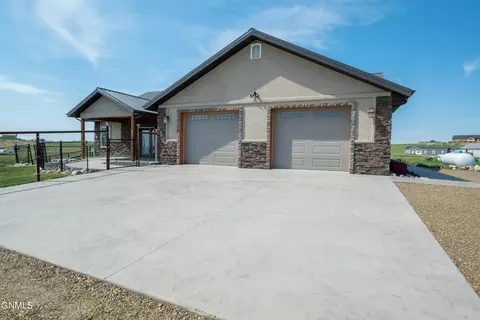 14719 Lambert St, Williston, ND 58801 photo 17