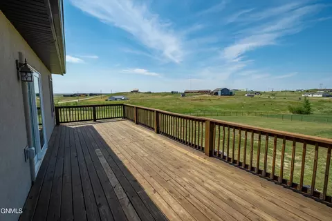 14719 Lambert St, Williston, ND 58801 photo 63