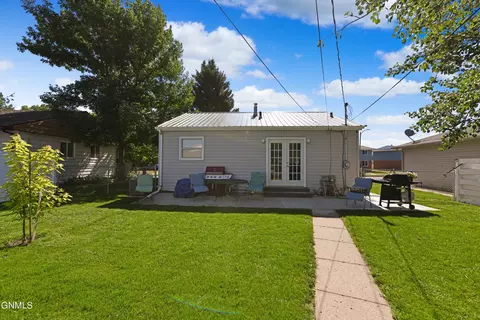 1911 6th Ave W, Williston, ND 58801 photo 35