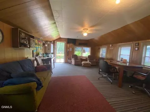 312 Miller Ave, Stanton, ND 58571 photo 18
