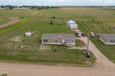 5948 124b Ave NW, Epping, ND 58843 photo 2
