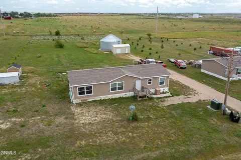 5948 124b Ave NW, Epping, ND 58843 photo 3