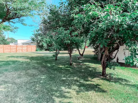 618 17th Ave W, Williston, ND 58801 photo 29