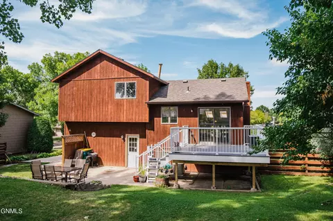 1421 Canyon Dr, Bismarck, ND 58503 photo 34