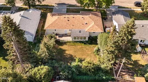 202 Owens Ave, Bismarck, ND 58501 photo 39