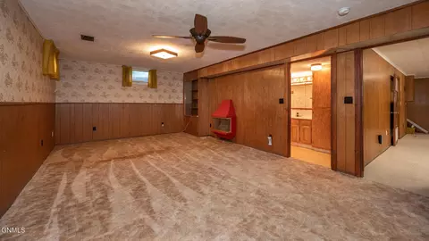 202 Owens Ave, Bismarck, ND 58501 photo 27