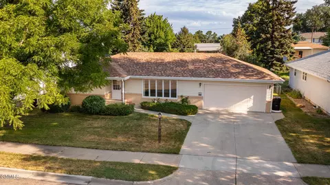 202 Owens Ave, Bismarck, ND 58501 photo 43