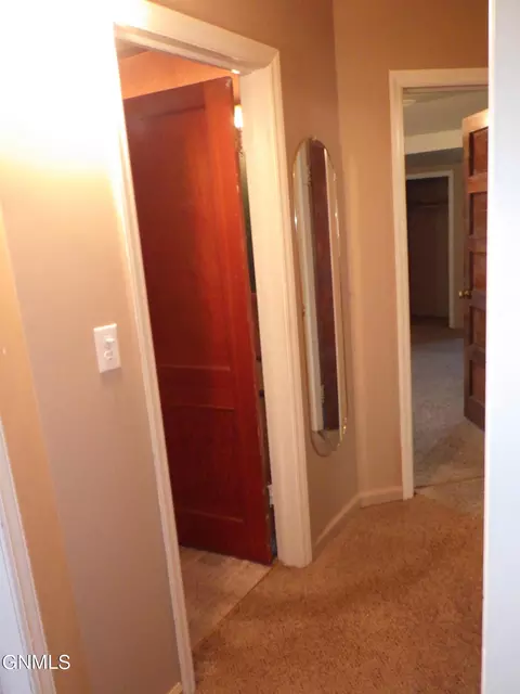 Entry Way - 313 6th St E, Culbertson, MT 59218 photo 8 of 10