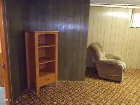 Bath - 313 6th St E, Culbertson, MT 59218 photo 4 of 4