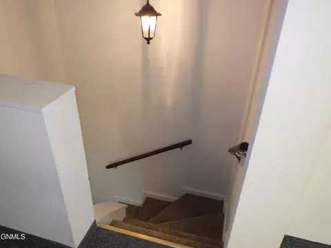Entry Way - 313 6th St E, Culbertson, MT 59218 photo 6 of 10