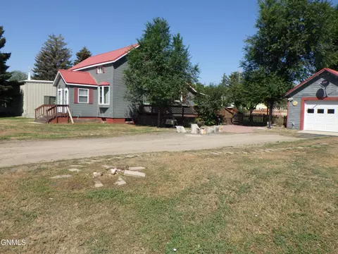 View/Area - 313 6th St E, Culbertson, MT 59218 photo 1 of 1