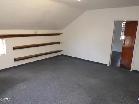 Exterior - 313 6th St E, Culbertson, MT 59218 photo 3 of 18