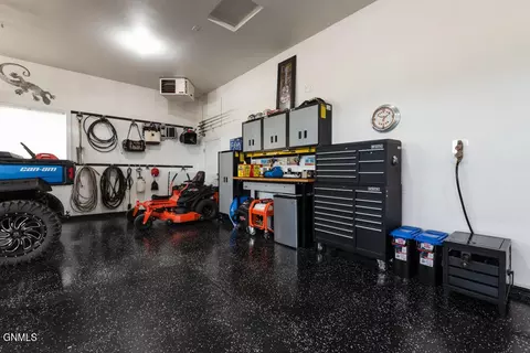 2471 Eugene Dr N, Mandan, ND 58554 photo 34