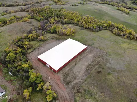 3739 124f Ave NW, Watford City, ND 58854