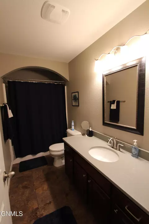 1118 Horseman Loop, Bismarck, ND 58501 photo 28
