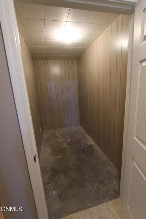 1118 Horseman Loop, Bismarck, ND 58501 photo 42