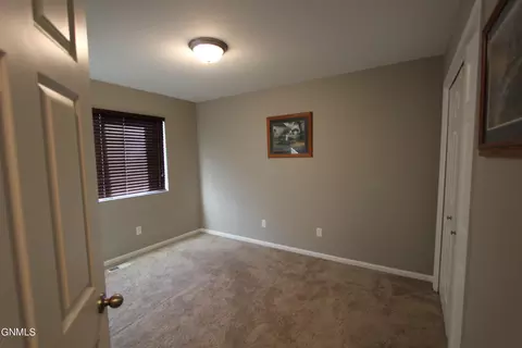 1118 Horseman Loop, Bismarck, ND 58501 photo 30