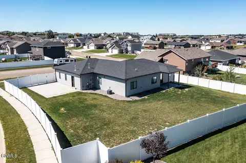 4701 Normandy St, Bismarck, ND 58503 photo 35