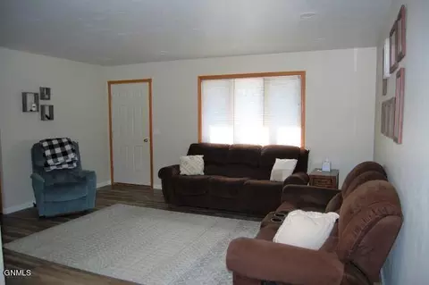1978 Crocus Dr, Sidney, MT 59270 photo 8